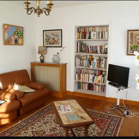 Maison Sur Rhue Holiday home *