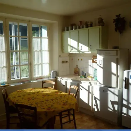 Maison Sur Rhue Holiday home Egliseneuve-d'Entraigues